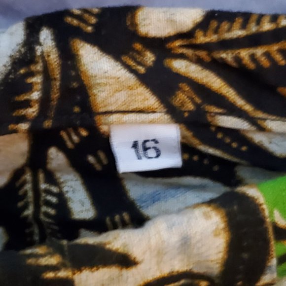 AMPADU African Design Skirt/Blouse/Cap - Picture 4 of 4